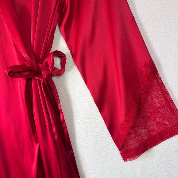 Victoria’s Secret Red Satin Chantilly Lace Back Robe Wrap Style Kimono Size XS/S - Picture 4 of 12